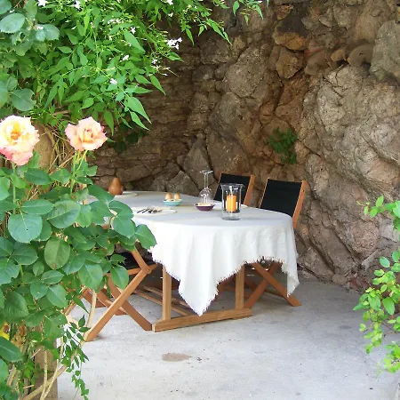 D'hôtes Les 3 Cochons D'olt Couette-café Arcambal