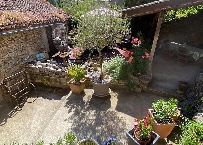 B&B D'hotes Les 3 Cochons D'olt 3*