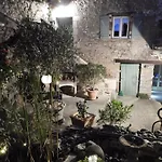 D'hotes Les 3 Cochons D'olt 3* Arcambal