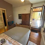 فندق مبيت وإفطار D'hotes Les 3 Cochons D'olt 3*