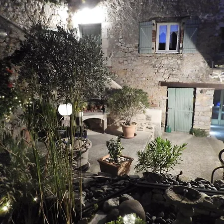 D'hotes Les 3 Cochons D'olt 3* Arcambal