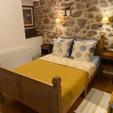 D'hotes Les 3 Cochons D'olt 3* Arcambal