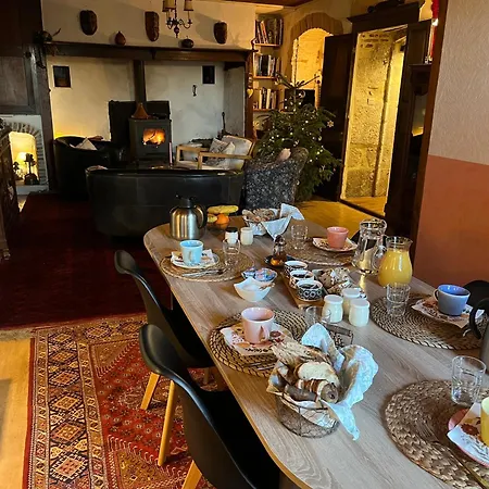 Nocleg ze śniadaniem D'hotes Les 3 Cochons D'olt 3*