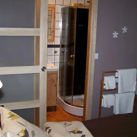 Nocleg ze śniadaniem D'hotes Les 3 Cochons D'olt 3*